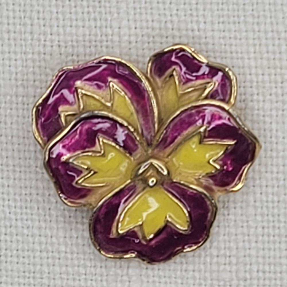 Vintage Trifari Enamel Floral Brooch